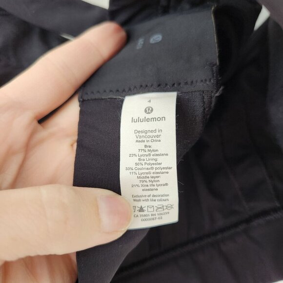 Lululemon Stash It All Black Sports Bra Activewear Athletic Padded Size 4 (C/D) - Picture 8 of 8